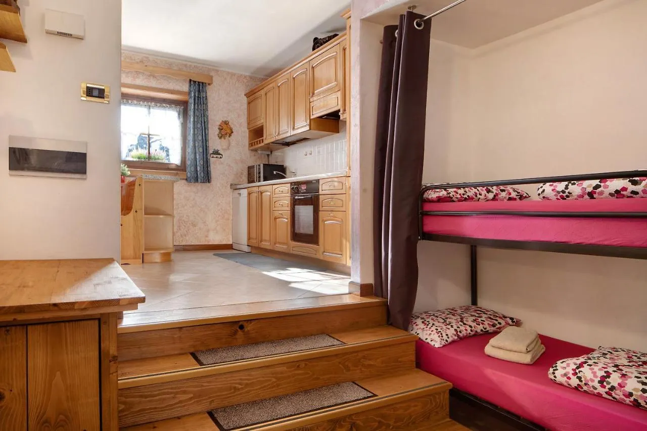 Apartment Chalet Maffins 1 Livigno Italy